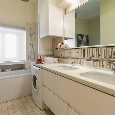 Borgo Pio - Quite And Spacious Apartment Rome