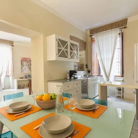 Borgo Pio - Quite And Spacious * 로마